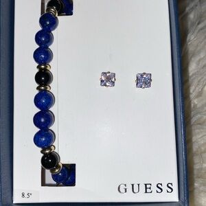 GUESS unisex blue & black beaded bracelet with CZ stud earrings